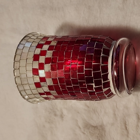 HANDMADE BEAUTIFUL DESIGNED RED GLASS / CLEAR CANDLE HOLDER. ๐ฏ - Picture 2 of 4